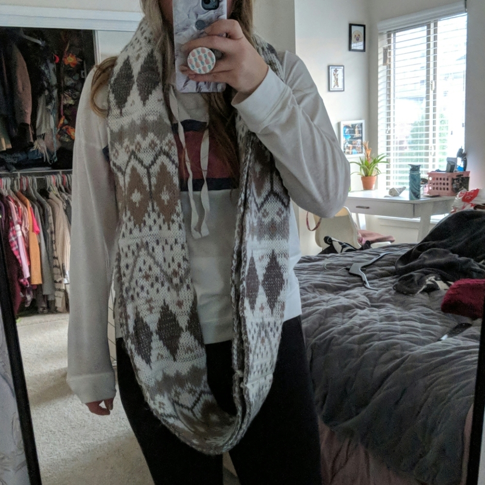 Very warm scarf